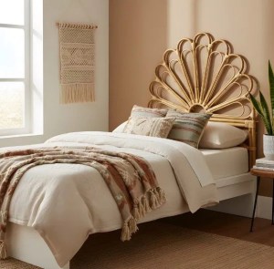 pol-162885719 ΚΕΦΑΛΑΡΙ ΚΡΕΒΑΤΙΟΥ ZOYA